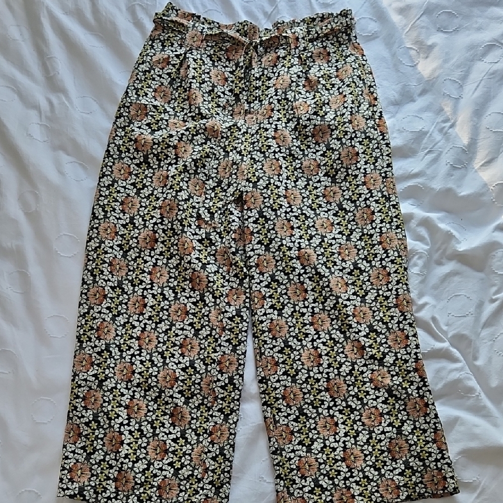 Max Studio Multicolor Floral Pants